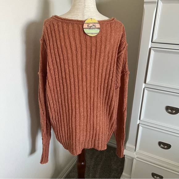 Burnt Orange Bohemian Sweater - Picture 6 of 9
